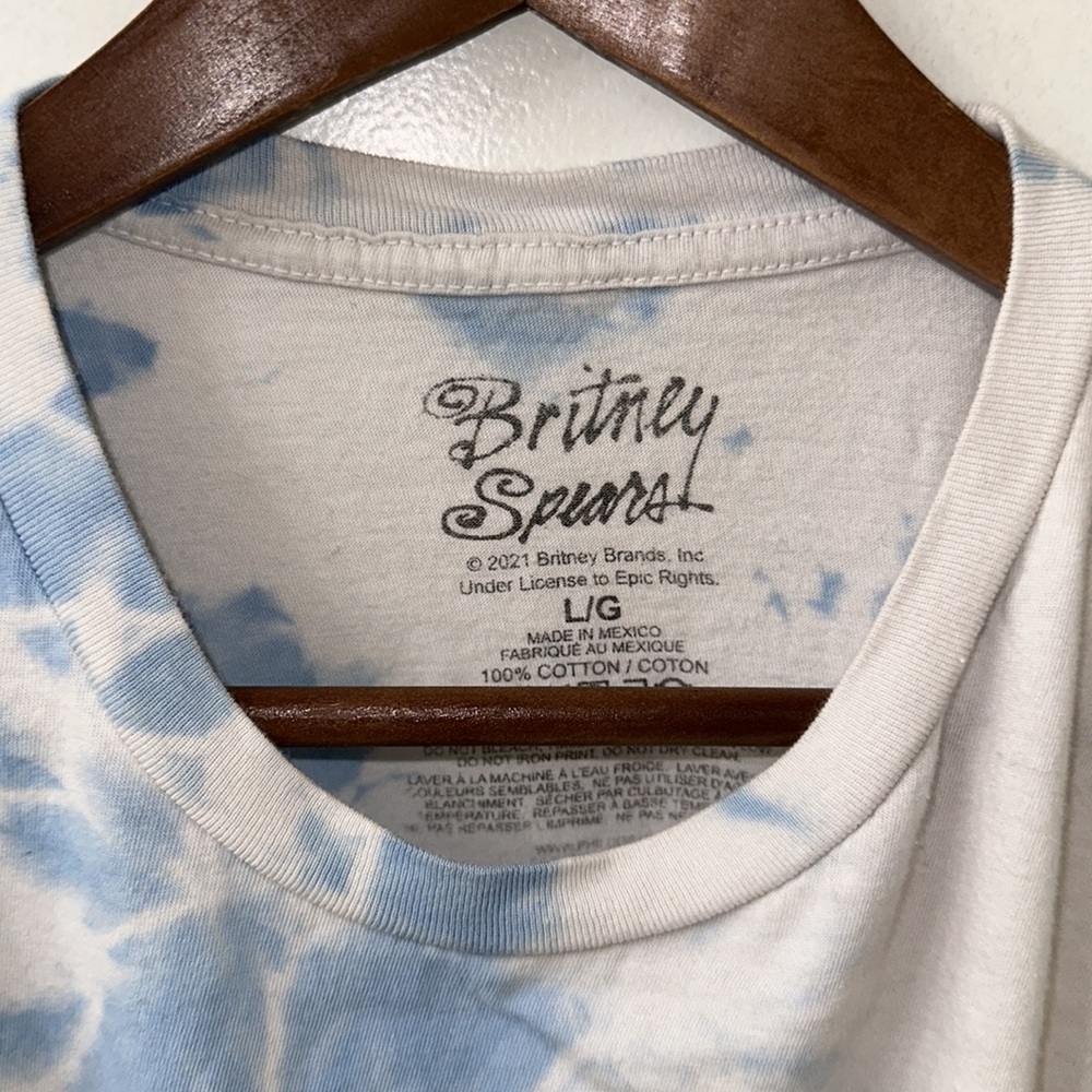 PHILCOS ENTERPRISER Britney Spears Graphic Short Sleeve T-Shirt - Picture 2 of 3